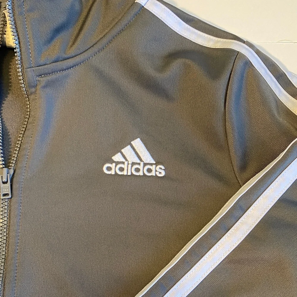 Adidas grey and white full-zip track jacket Boys size medium 10/12